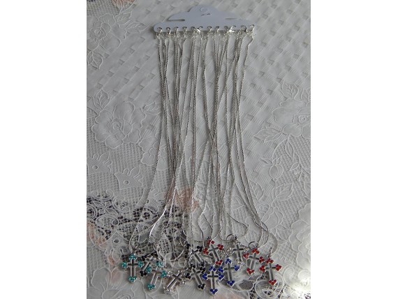 Подвески с крестиком в камушки на шею