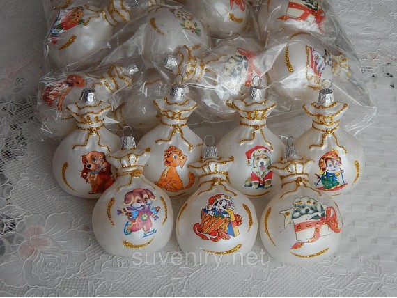 Новогодние шары на елку с собачкой