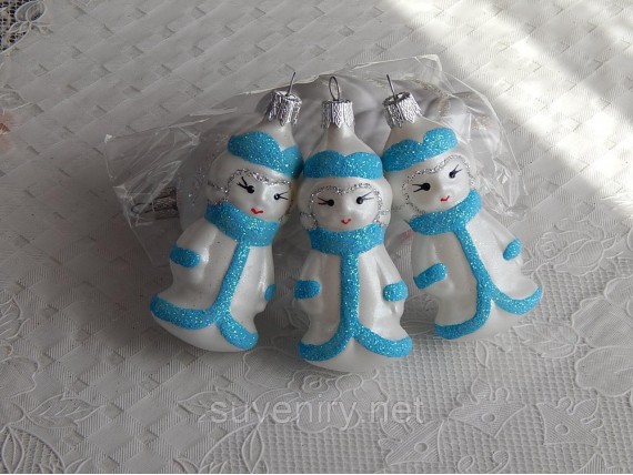 Новогодняя игрушка фигурка снегурочка