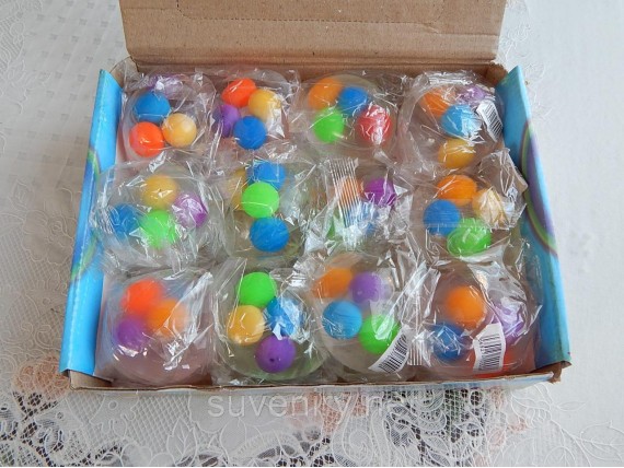 Детские игрушки лизуны в виде яйца