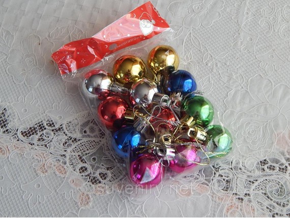 Новогодние шары на елку 2.5см  разные цвета