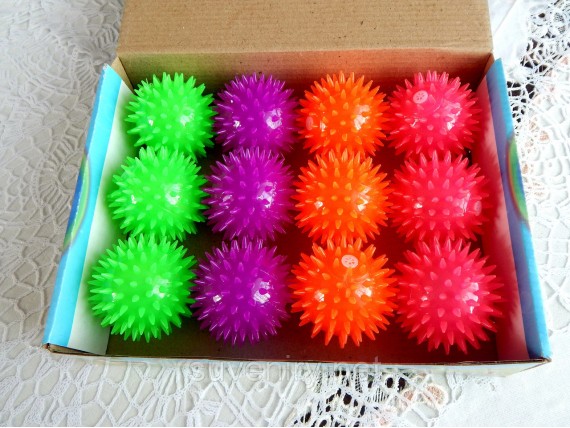 Детские мячики  светящие