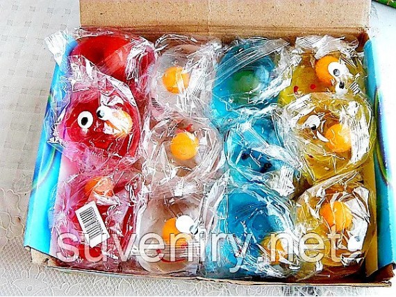 Детские игрушки лизуны