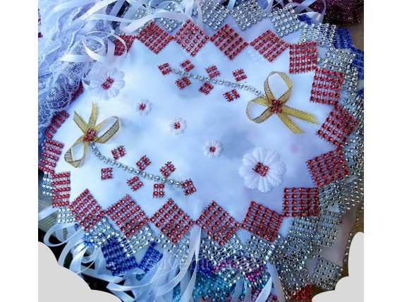 Красивая пасхальная салфетка на детскую корзинку в разных цветах