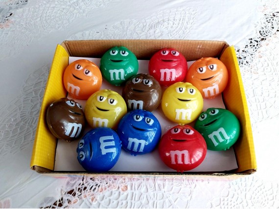 Детские лизуны емемдемс хит сезона