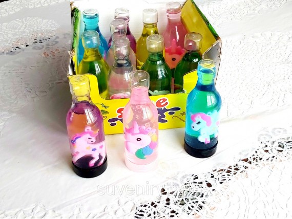 Детские лизуны ввиде бутылки с игрушкой