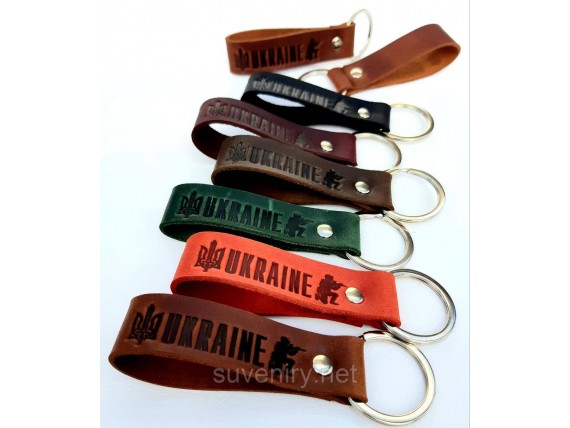 Сувенирные кожаные брелки з надписью Украина