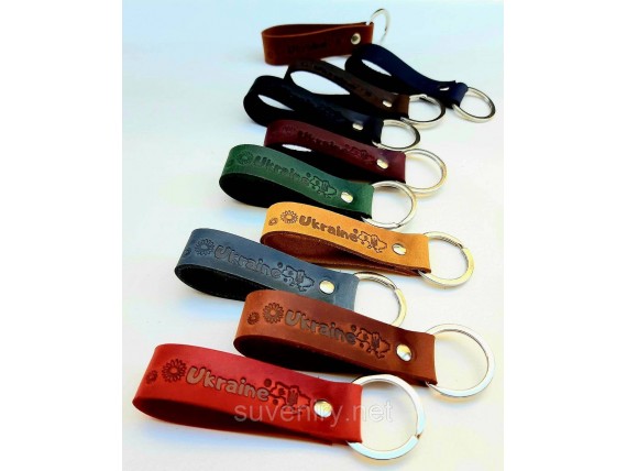 Сувенирные кожаные брелки з надписью Украина