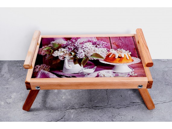 Деревянный столик - поднос для завтрака